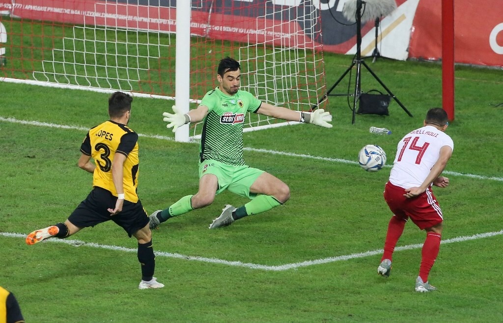 Ολυμπιακός-ΑΕΚ 2-0: «Ερυθρόλευκο» το ντέρμπι και επιστροφή στην κορυφή! (photos)