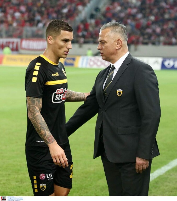 Ολυμπιακός-ΑΕΚ: Χαμός με Βράνιες, ξέσπασε το «Γ. Καραϊσκάκης»! (photos)