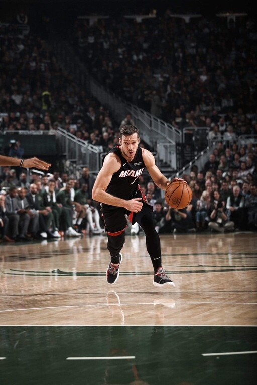 NBA: Τι άλλο να κάνει ο Γιάννης; (videos+photos)