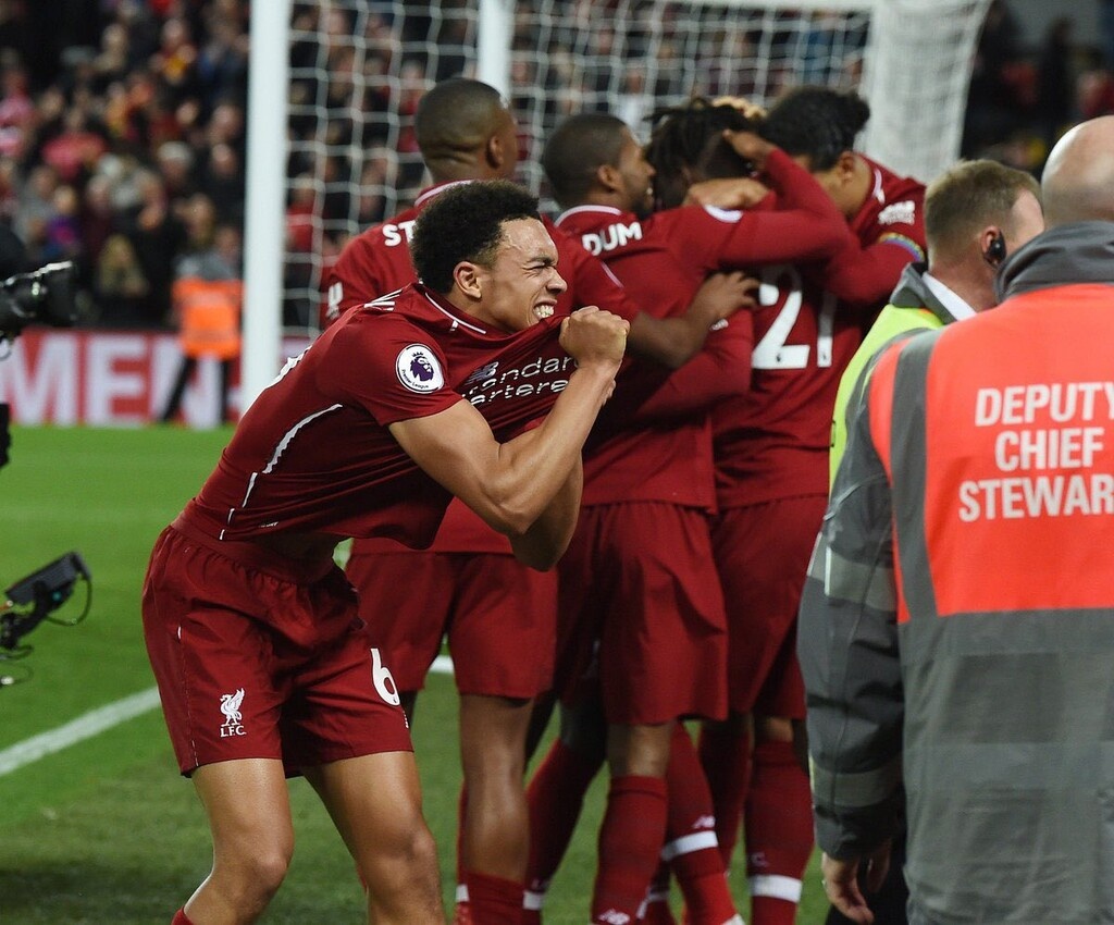 Ο Κλοπ έχει καταφέρει να φτιάξει μια πανίσχυρη ομάδα στη Λίβερπουλ, που με το ποδόσφαιρό της… τρομοκρατεί τους αντιπάλους, ενώ την έφερε και στην κορυφή της Ευρώπης μετά από 14 χρόνια.