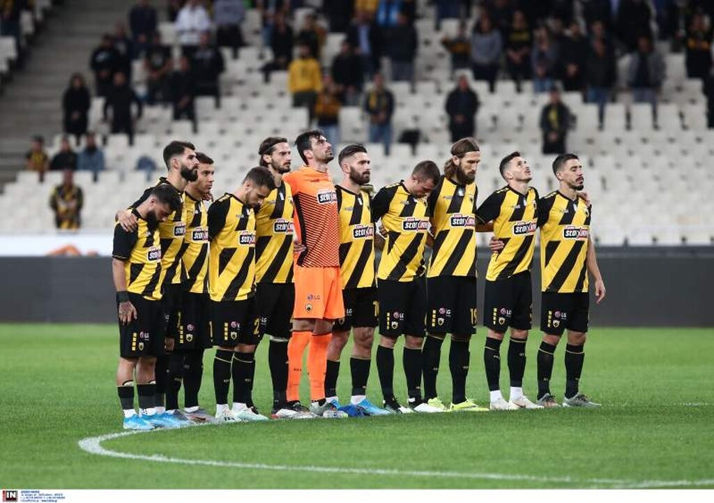 ΑΕΚ-Ατρόμητος: Στο ΟΑΚΑ με μπλουζάκι-απάντηση ο Βράνιες! (photos)