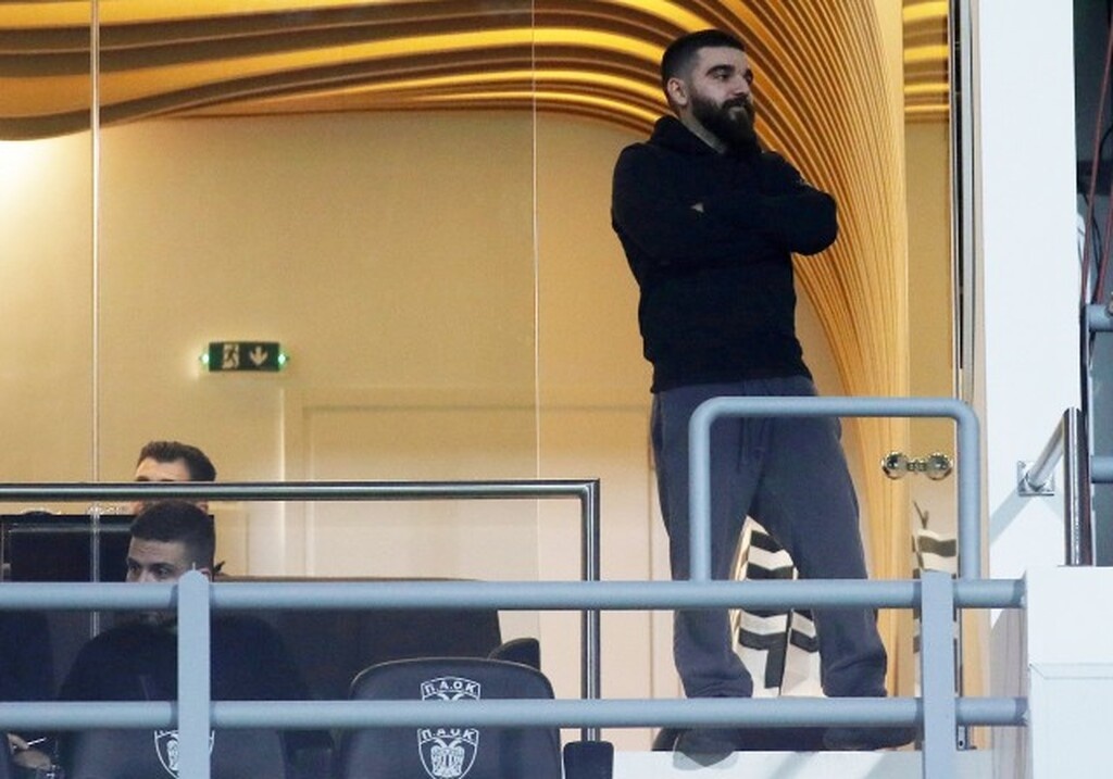 ΠΑΟΚ: «Κάρφωσε» Ολυμπιακό με.... Μπουζούκη ο Σαββίδης! (photos)