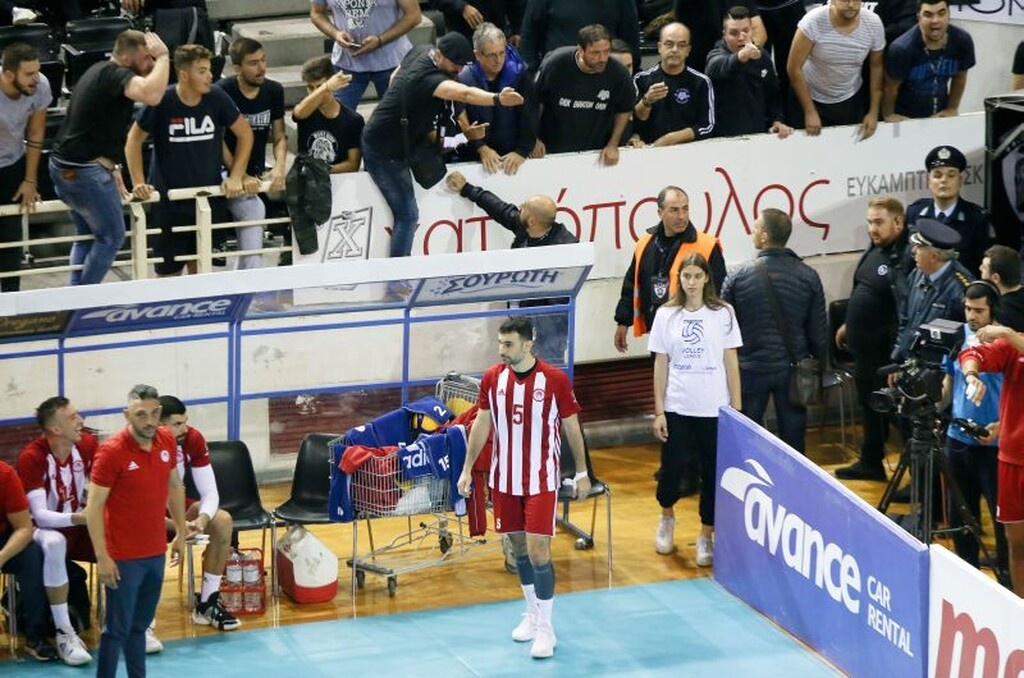 Επεισόδια στο ΠΑΟΚ-Ολυμπιακός: Η στιγμή της έντασης στην Πυλαία (video&photos)
