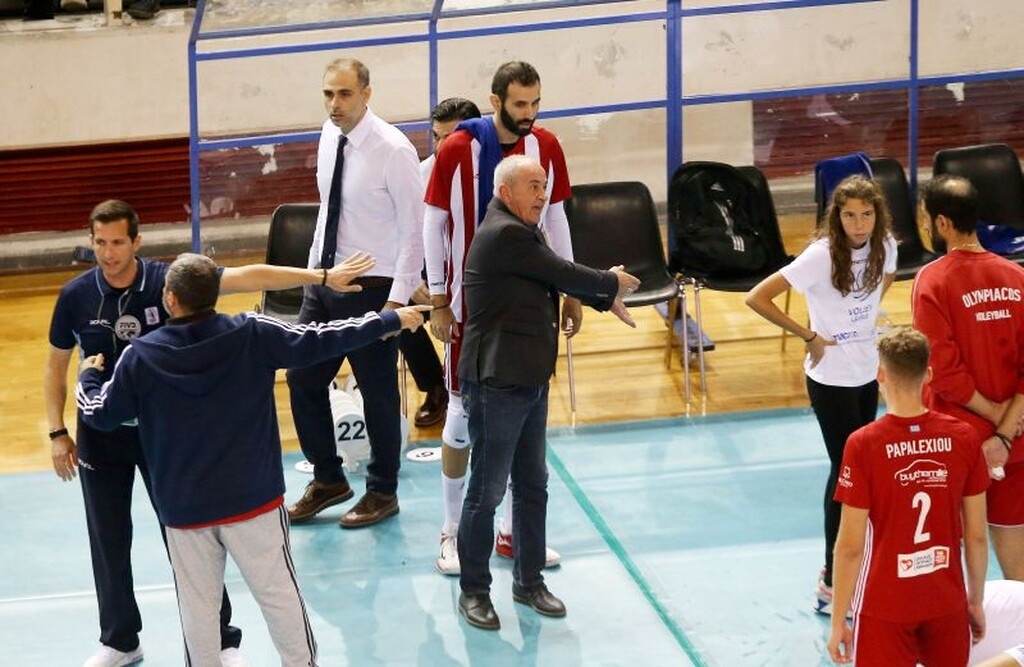 Επεισόδια στο ΠΑΟΚ-Ολυμπιακός: Η στιγμή της έντασης στην Πυλαία (video&photos)