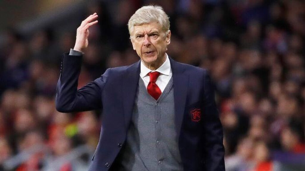 και ο Αρσέν Βενγκέρ. Και υπάρχει και μια δεύτερη κατηγορία με νεαρούς τεχνικούς, ιδιαίτερα φιλόδοξους και με μεγάλες προοπτικές όπως...