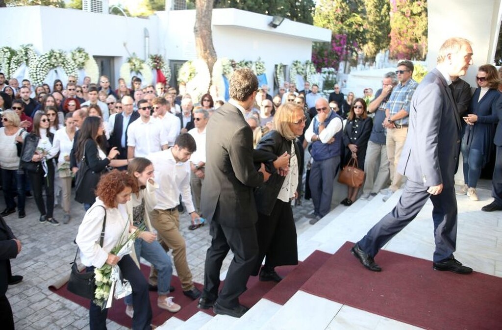 Αδαμάντιος Μαντής: Θρήνος στο τελευταίο «αντίο» του άτυχου πολίστα