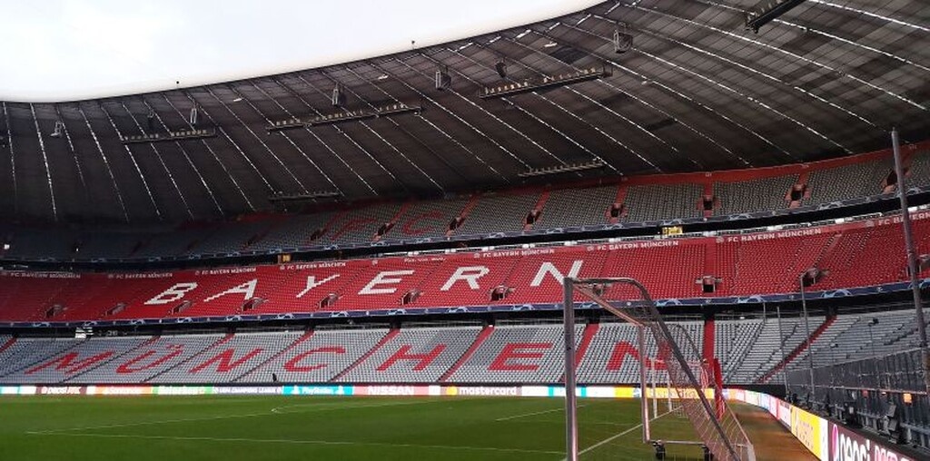 Μπάγερν Μονάχου-Ολυμπιακός: Η επιβλητική «Allianz Arena» (video+photos)