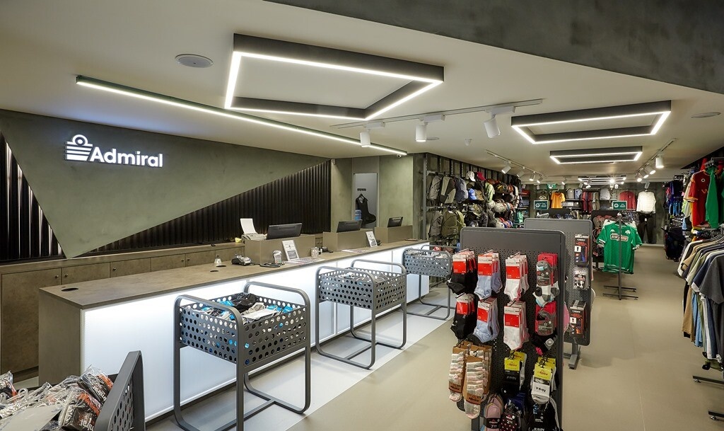 Εγκαίνια καταστήματος Admiral στην Αργυρούπολη με «πράσινες» παρουσίες