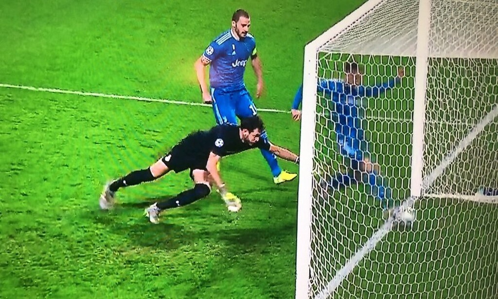 O Κριστιάνο Ρονάλντο προκάλεσε την γκάφα της ημέρας στο Champions League! (video)