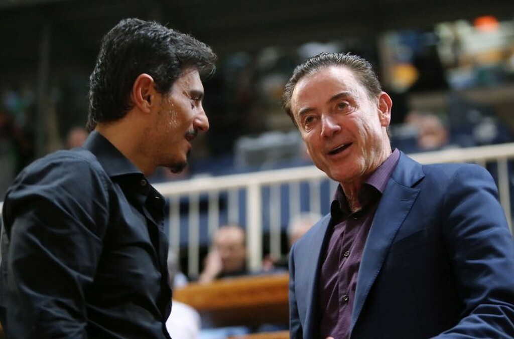 Είχε εγκάρδια συνομιλία  πριν τον αγώνα με τον Δημήτρη Γιαννακόπουλο...