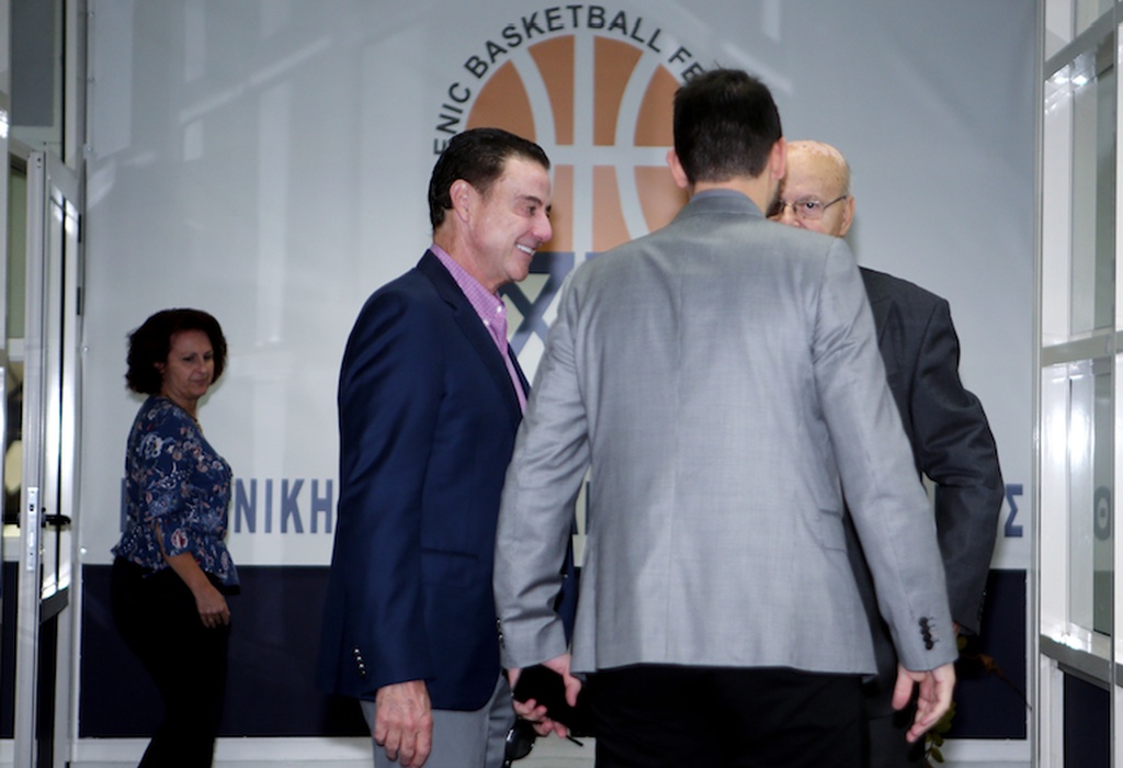 Η άφιξη του Ρικ Πιτίνο στην ΕΟΚ (photos+video)