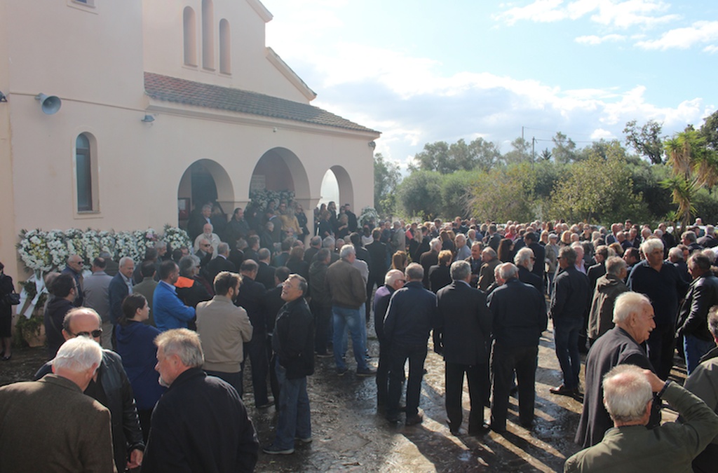 Το «αντίο» στον Περικλή Βασιλάκη (photos)