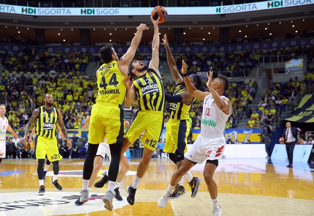 Φενέρμπαχτσε-Μπάγερν Μονάχου 90-82: «Ίδρωσε» αλλά νίκησε (video+photos)