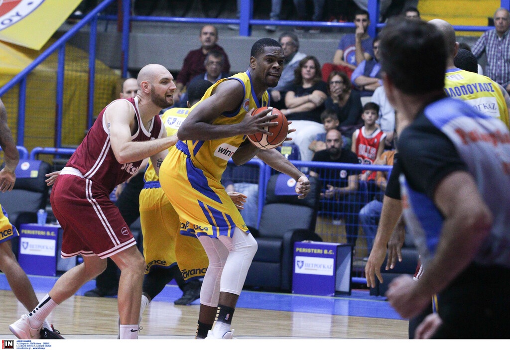 Περιστέρι-Ήφαιστος Λήμνου 57-51: Πήρε το «ντέρμπι» και πέρασε στα ημιτελικά (photos)