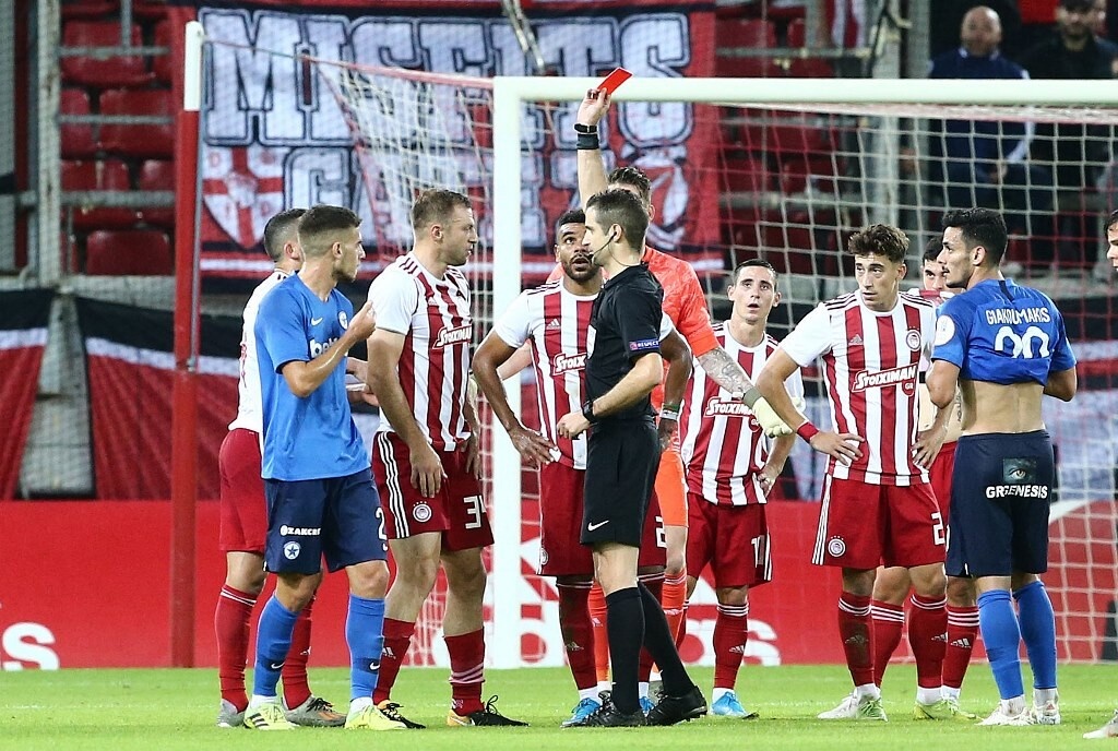 Ολυμπιακός-Ατρόμητος 2-0: Υπόθεση δύο λεπτών και ξανά στην κορυφή (photos)