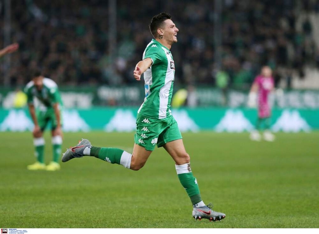 Παναθηναϊκός-ΑΕΚ: Τραβούσαν τα... μαλλιά τους - Η φάση που τους «τρέλανε» όλους στο ΟΑΚΑ! (photos)