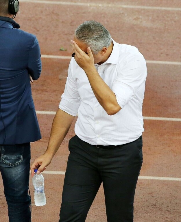 «Τι παριστάνεις, τον γκόμενο;», είπε χαρακτηριστικά ο Νίκος Αλέφαντος που δεν έμεινε εκεί...