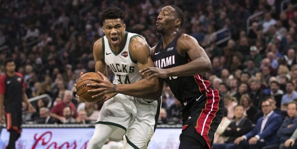 NBA: Δεν υπάρχει αυτό το πλακάτ για τον Γιάννη! (photos)