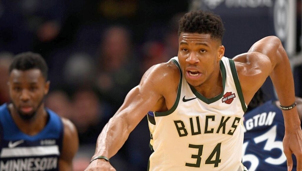 NBA: Δεν υπάρχει αυτό το πλακάτ για τον Γιάννη! (photos)
