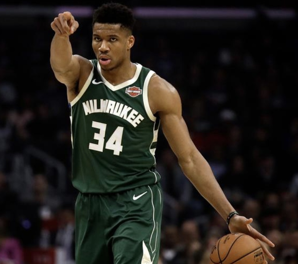 NBA: Δεν υπάρχει αυτό το πλακάτ για τον Γιάννη! (photos)