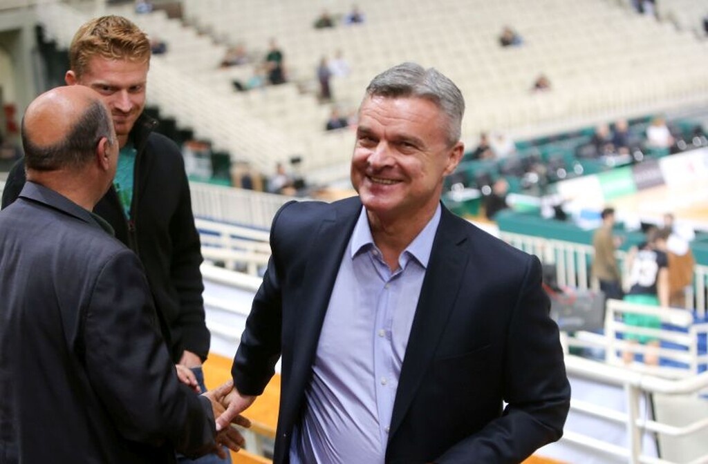 Στο ΟΑΚΑ ο Γιώργος Καραγκούνης, τετ-α-τετ με… Βαζέχα!