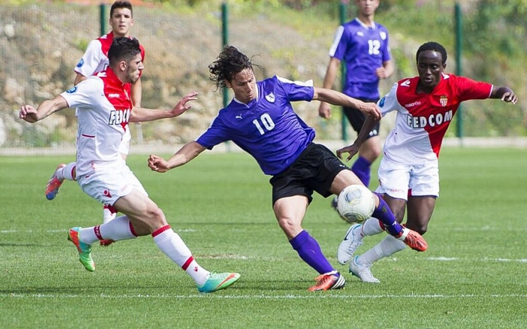 Ο Γκανέζος... Μπαπέ που κάνει θραύση στη Γ' Εθνική (photos&video)