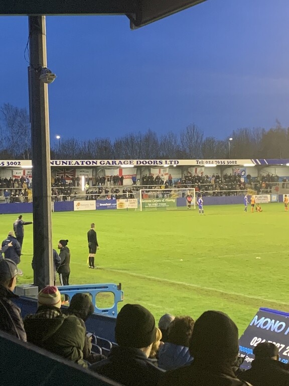 Τερματοφύλακας εκτέλεσε πέναλτι και του άλλαξε τα… φώτα (photos+video)