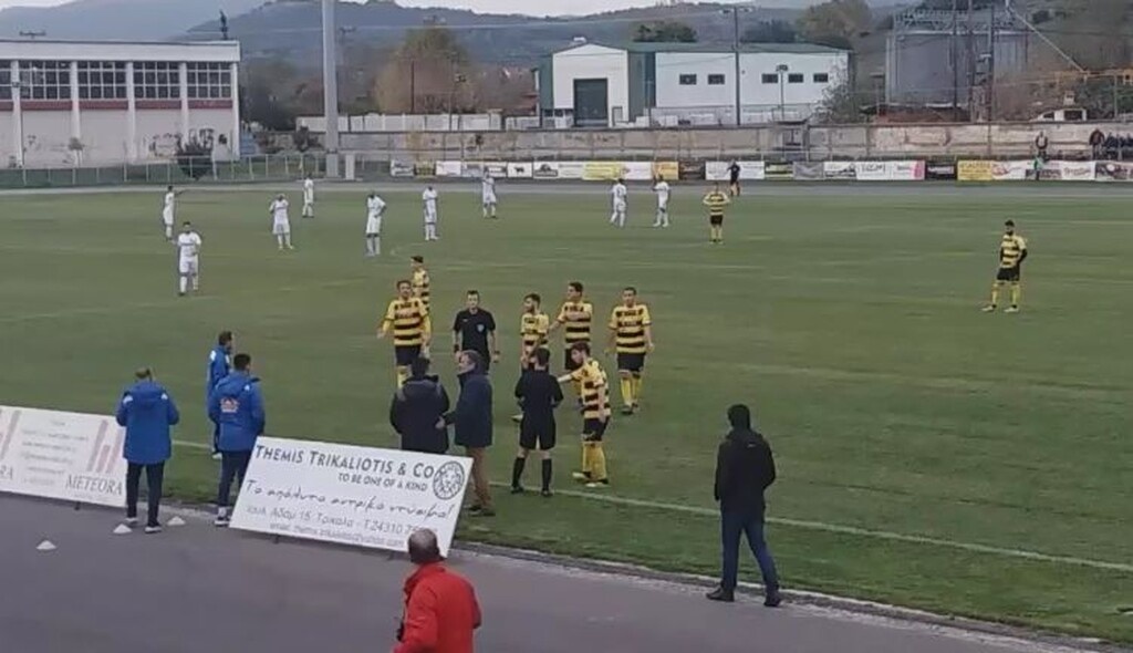 Αδιανόητο ντου για να μετρήσει γκολ που ακυρώθηκε στη Γ’ Εθνική!