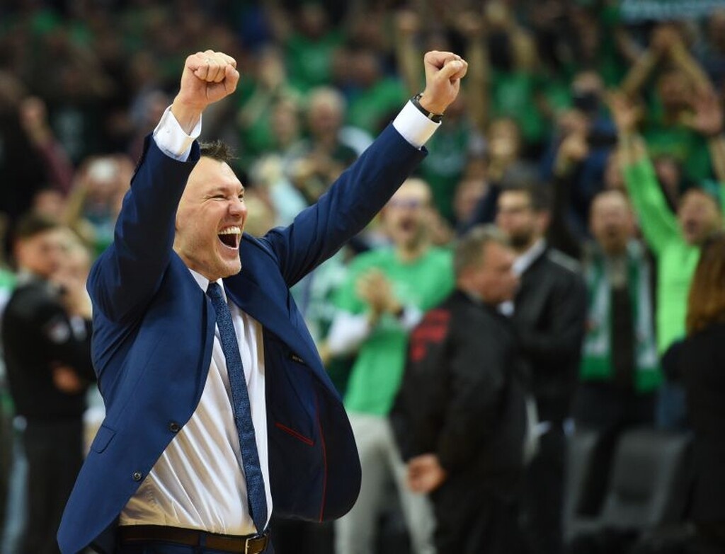 Ο Σαρούνας Γιασικεβίτσιους δύσκολα κάνει αλλαγές στη μέση της χρονιάς, όμως, από τη στιγμή που το πλάνο στην περιφέρεια δεν του βγήκε, δεν αποκλείεται τώρα να προχωρήσει σε μια τέτοια.