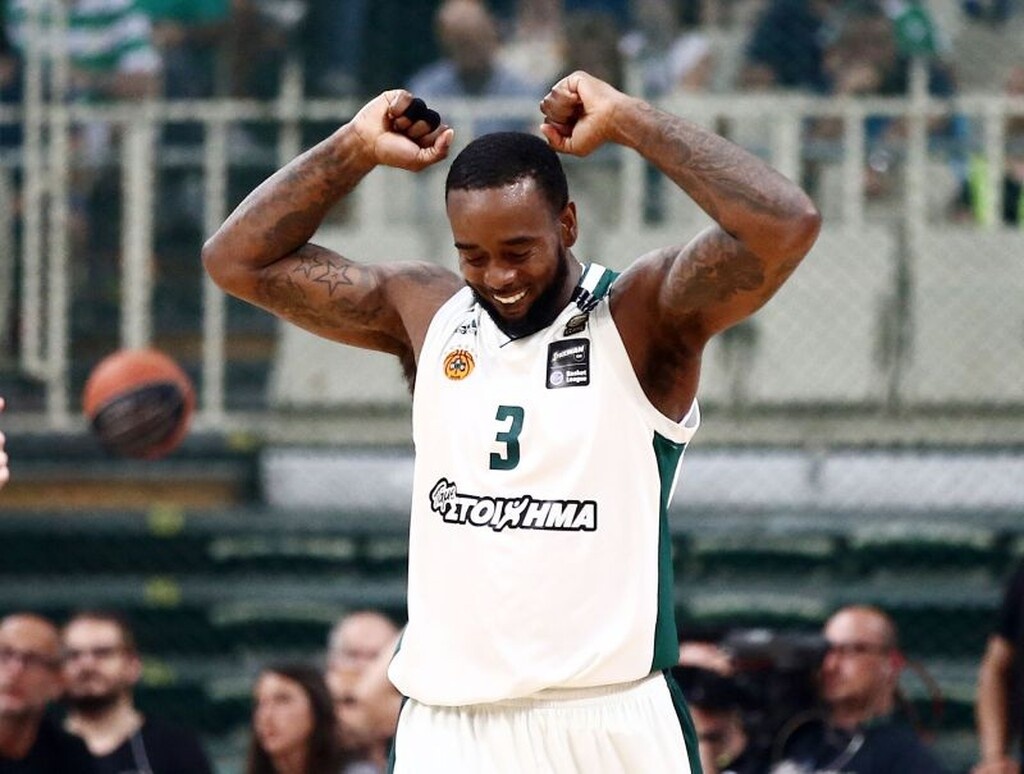 Ο λόγος για τον Κέι Σι Ρίβερς! Ο Αμερικανός «μπόμπερ» αγωνίζεται πλέον στην Μπέτις και δείχνει να έχει βρει τον καλό του εαυτό. Αν βρεθεί στη Ζαλγκίρις, θα δώσει σίγουρα λύσεις στο μακρινό σουτ...