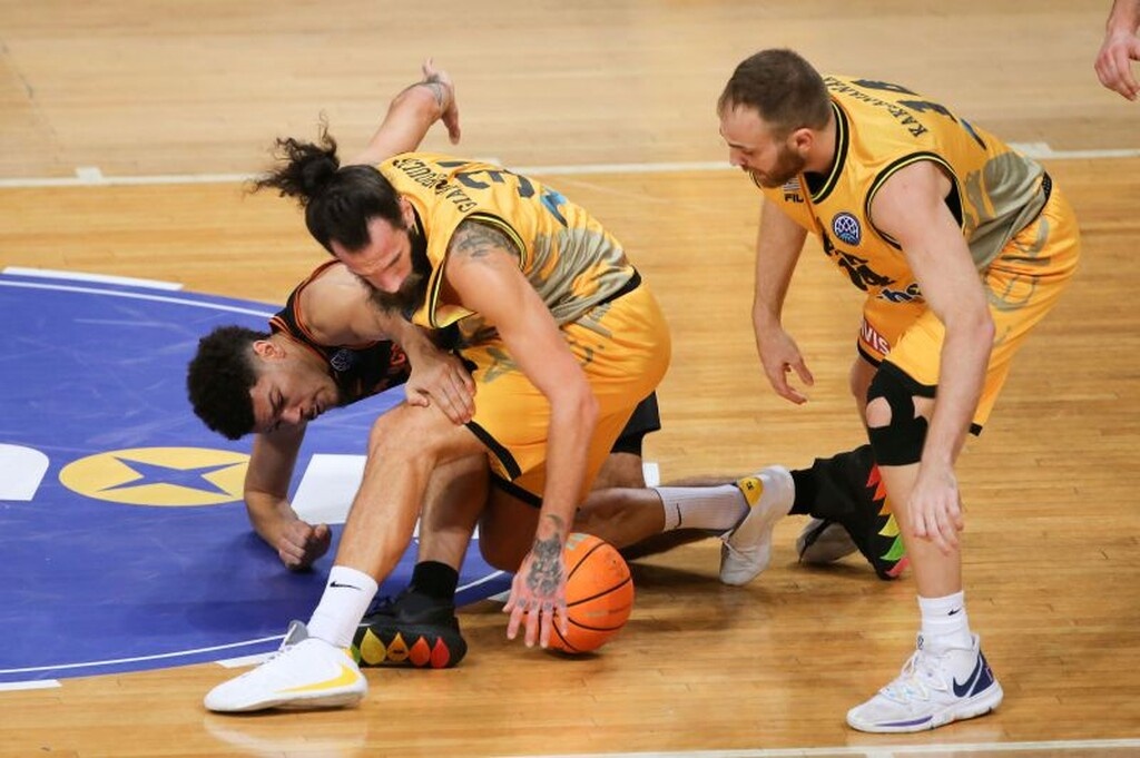 «Σόκαρε» την ΑΕΚ η Ράστα Βέχτα, νίκησε 79-75 στο ΟΑΚΑ (photos)