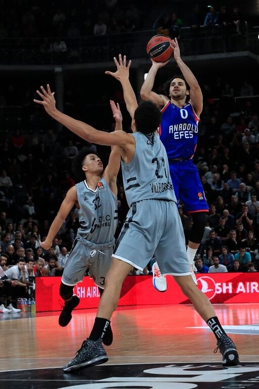 Βιλερμπάν – Αναντολού Εφές 84-90: Με τον Μίσιτς μπροστάρη (photos)