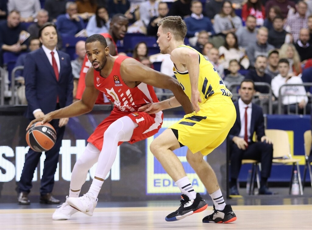 Άλμπα Βερολίνου – Ερυθρός Αστέρας 92-80: Πήραν… φόρα οι Γερμανοί (photos)