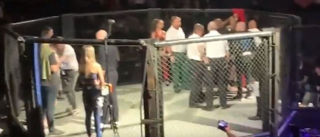 Σοκ στο MMA: Πέθανε αθλήτρια από χτύπημα! (video)