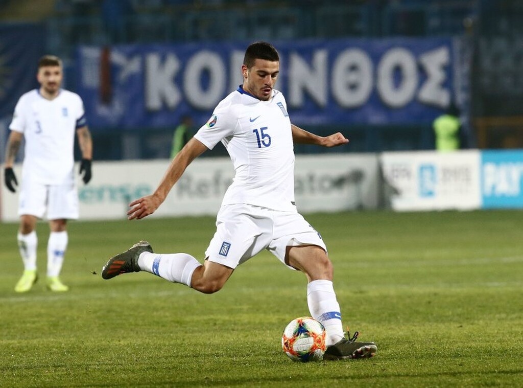 Μέχρι στιγμής δεν υπάρχει κάποιο δεδομένο, αλλά δεν αποκλείεται στην ΑΕΚ να μπουν σε διαδικασία παραχώρησης του παίκτη, εφόσον υπάρξει τέτοια προοπτική.