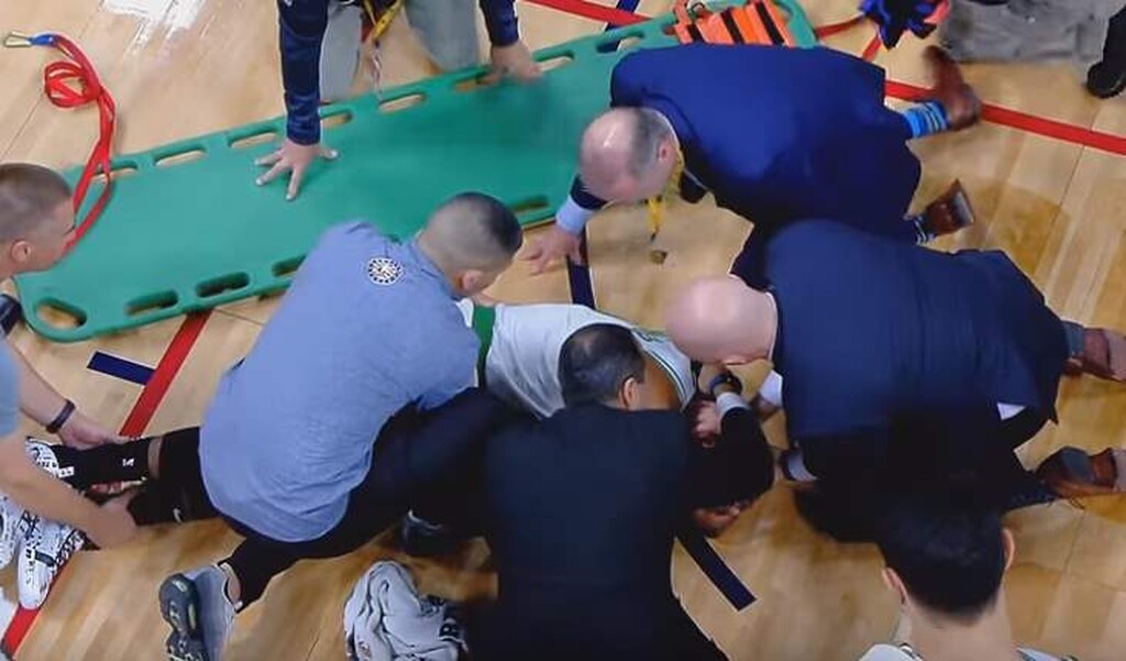 Σοκαριστικός τραυματισμός στο NBA: «Πάγωσαν» με Κέμπα Γουόκερ! (photos&videos)