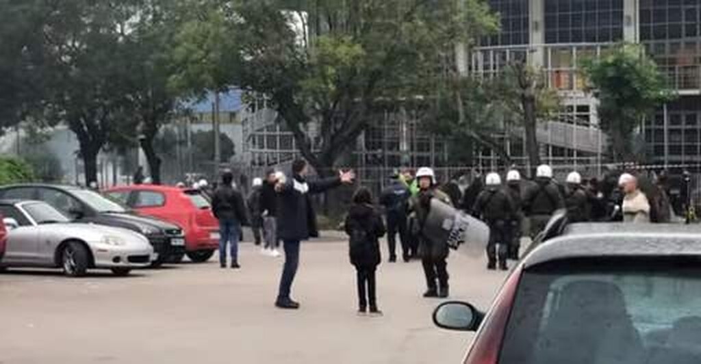 Ξύλο στη Θεσσαλονίκη: Επεισόδια οπαδών Άρη και ΠΑΟΚ! (video)