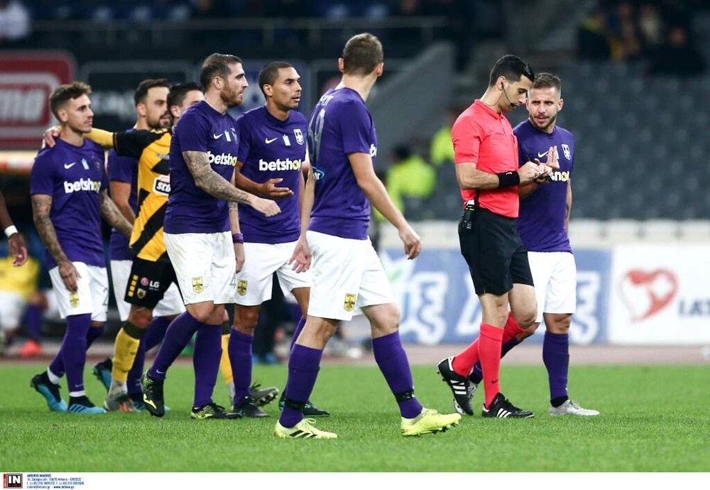 Ξέσπασμα-βόμβα από Ροζ για Ευαγγέλλου στο ΑΕΚ-Άρης: «Πόσα πήρες για το... πέναλτι»!