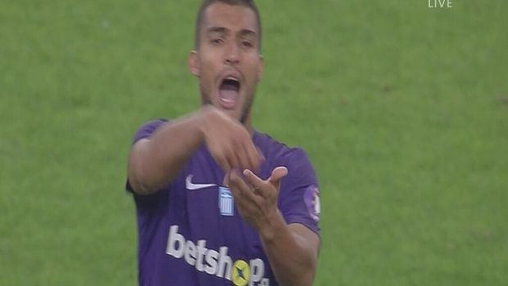 Ξέσπασμα-βόμβα από Ροζ για Ευαγγέλλου στο ΑΕΚ-Άρης: «Πόσα πήρες για το... πέναλτι»!