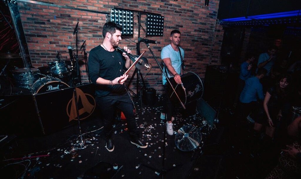 Droulias Brothers: Η live επιτυχία με τον Δάντη & το κυριακάτικο πάρτι που ετοιμάζουν (photos+video)