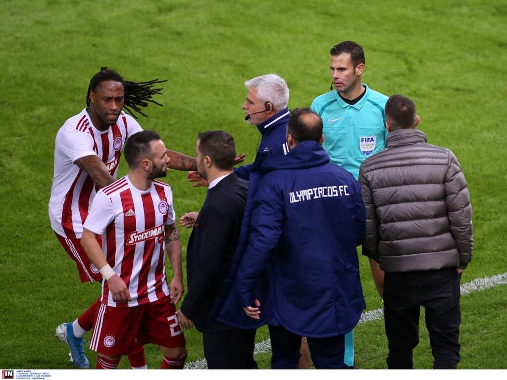 Ολυμπιακός-ΠΑΟΚ: Καταγγελία για «ντου» στους διαιτητές στο ημίχρονο! (photos)