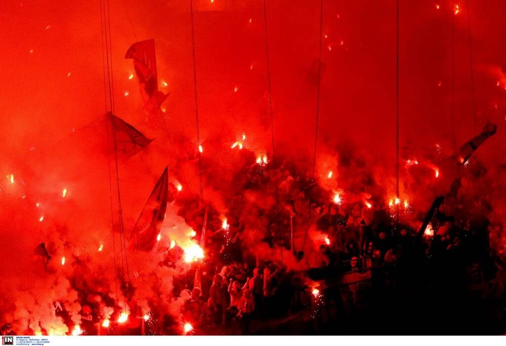 Ολυμπιακός-ΠΑΟΚ: Γι' αυτό άργησε η σέντρα στο ντέρμπι (photos)