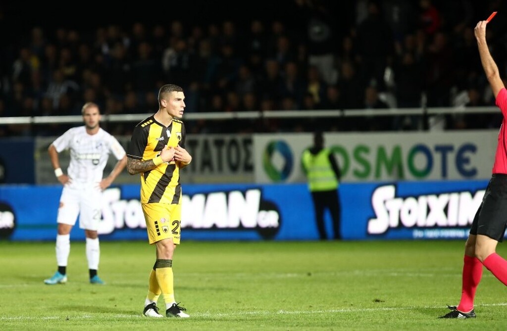 Ο Όγκνιεν Βράνιες δεν περνά και τις καλύτερες μέρες του στην ΑΕΚ.