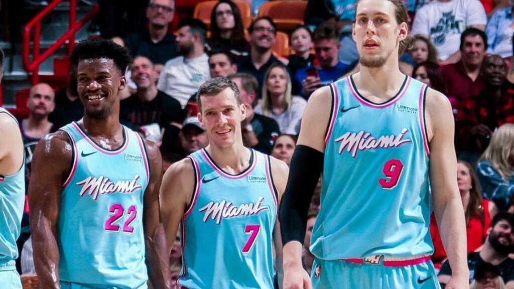 NBA: Μεγάλη νίκη οι Μάβερικς απέναντι στο «Βασιλία»! (photos+videos)