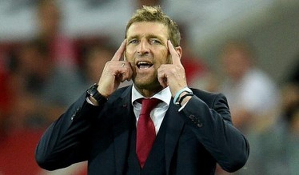 Ο εκλεκτός του Ίβιτς είναι ο Μάσιμο Καρέρα με τον οποίο οι επαφές κορυφώνονται.