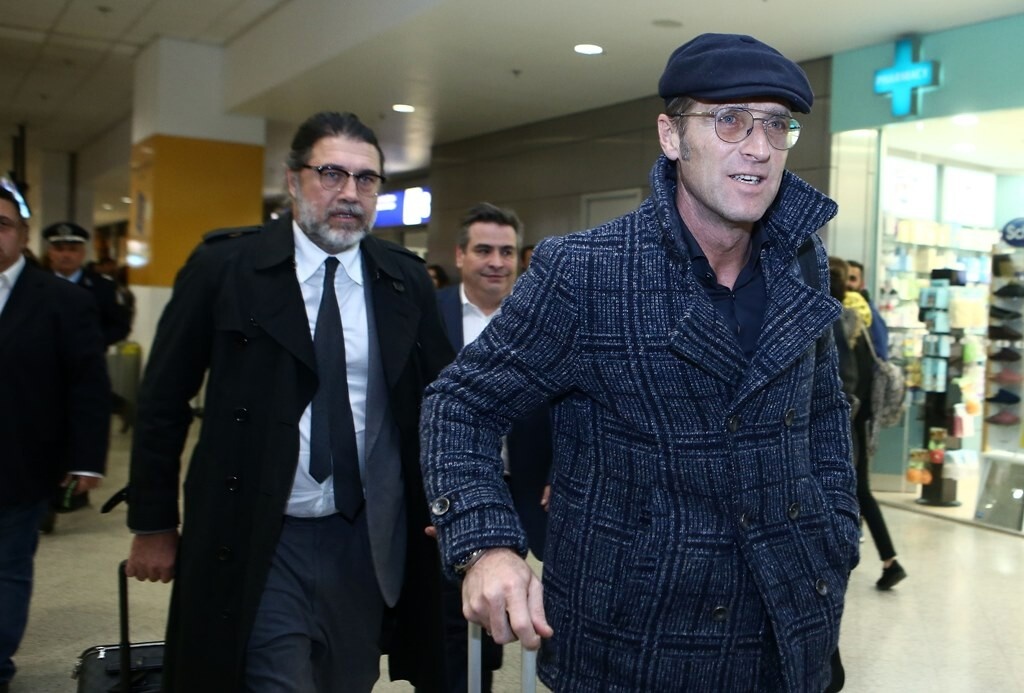 ΑΕΚ: Καρέ-καρέ η άφιξη του Καρέρα (photos)