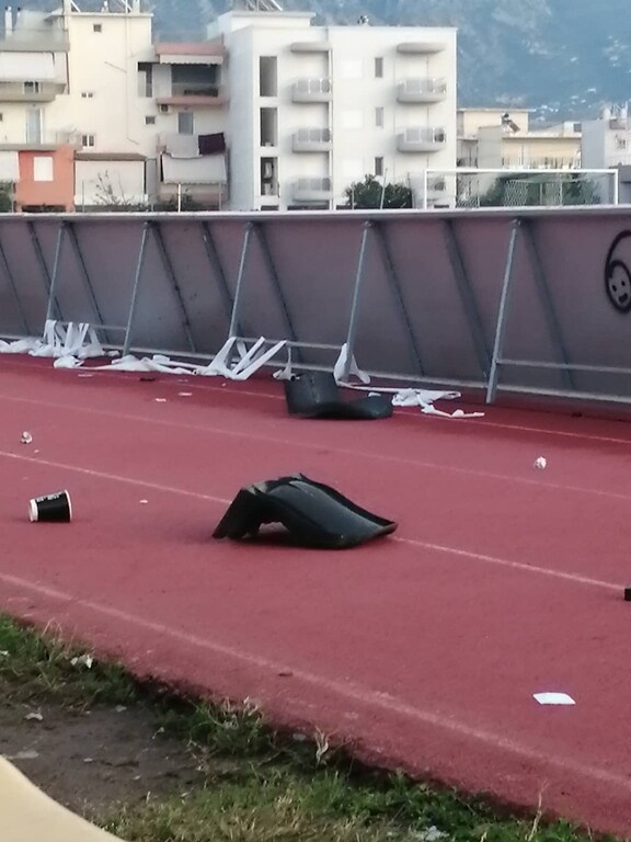 Χαμός στο Καλαμάτα-Τρίκαλα: Ένταση και... καθίσματα! (photos+video)