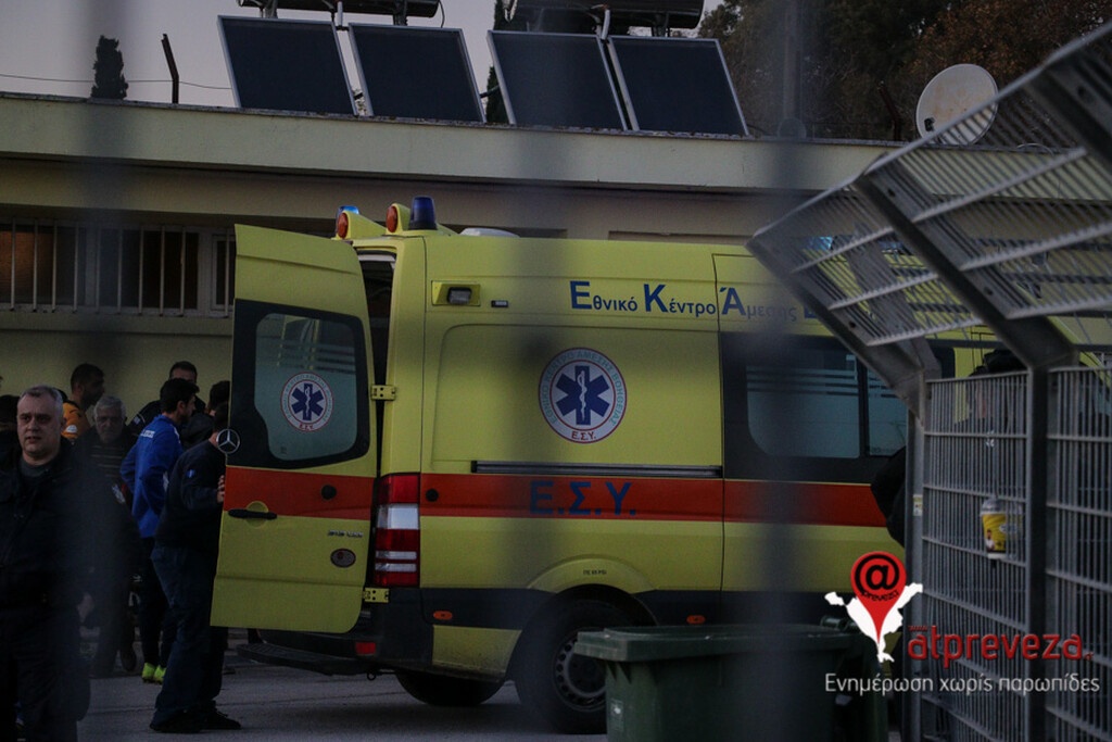 Χάος στην Πρέβεζα! Ξύλο στο ντέρμπι Γ’ Εθνικής και παίκτες στο νοσοκομείο (photos)