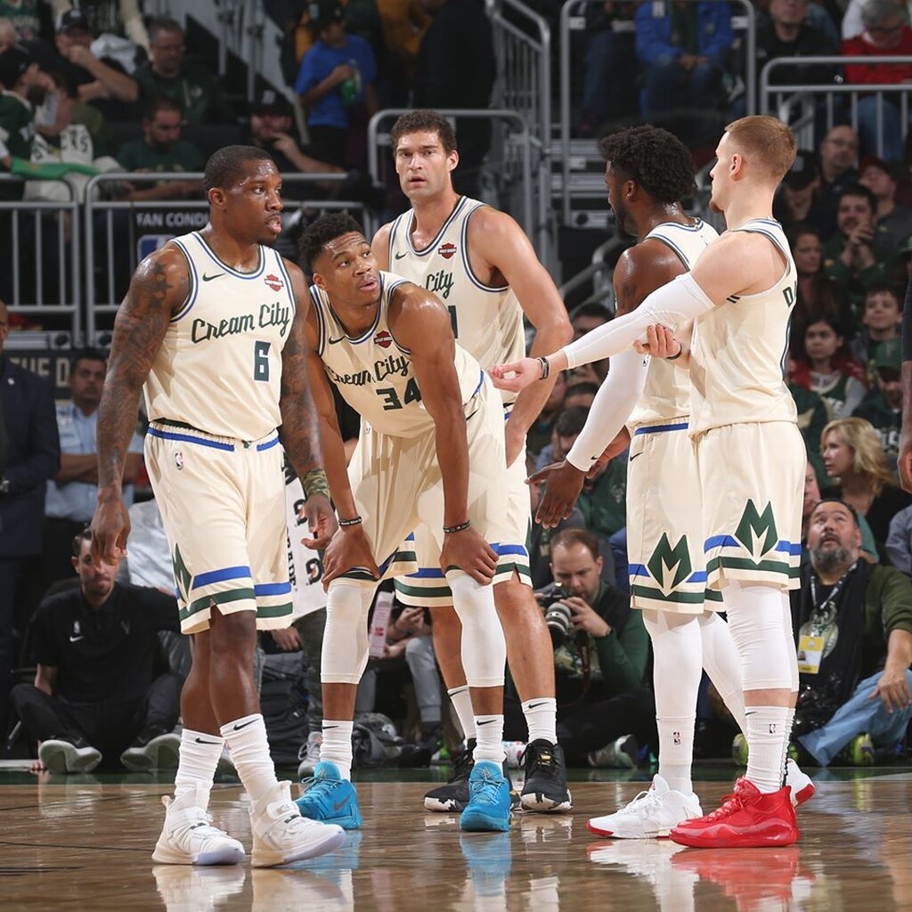 NBA: Σάρωσαν και τους Μάτζικ οι Μπακς με σούπερ Giannis (photos+video)