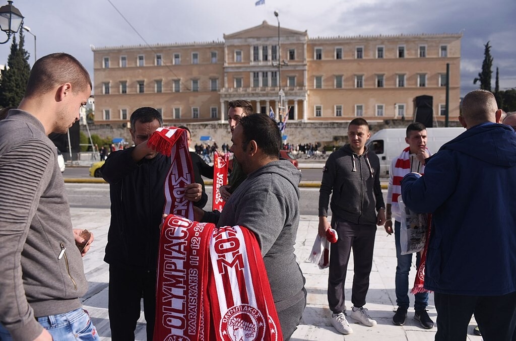 Το αρχικό πλάνο ανέφερε πως οι οπαδοί των δύο ομάδων θα ξεκινούσαν από το Σύνταγμα για το «Γ. Καραϊσκάκης» με κοινή πορεία